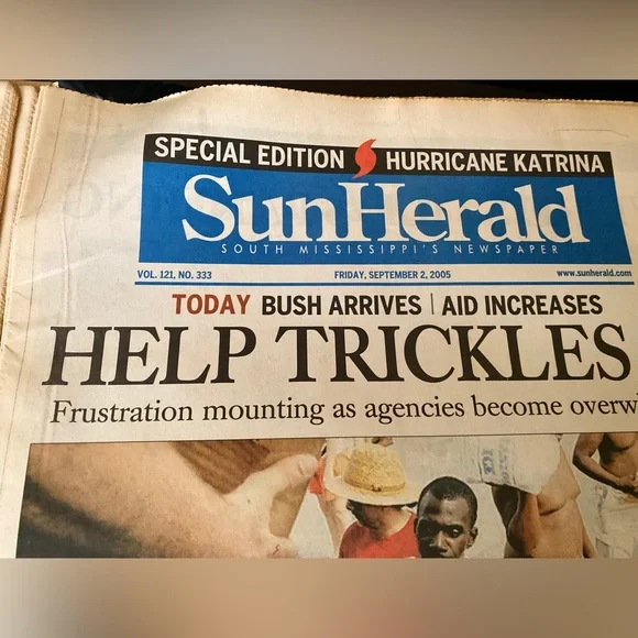 SET OF 7 SUN HERALD HURRICANE KATRINA NEWSPAPERS AUG 30, 2005 - SEPT 5, 2005 - Picture 6 of 9
